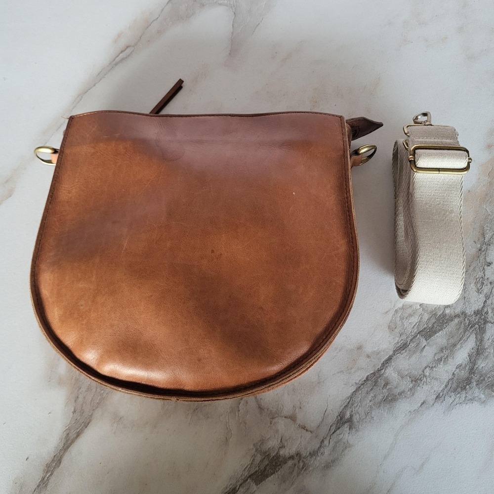 Madewell Transport Crossbody Bag Womens Small Brown Leather Half Moon Brass
